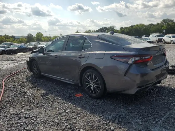 4T1T11AK7NU686033 2022 TOYOTA CAMRY - Image 2