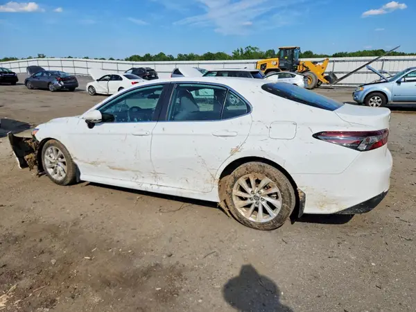 4T1T11AK7NU703476 2022 TOYOTA CAMRY - Image 2