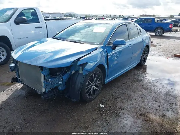 4T1T11AK7PU141842 2023 TOYOTA CAMRY - Image 2