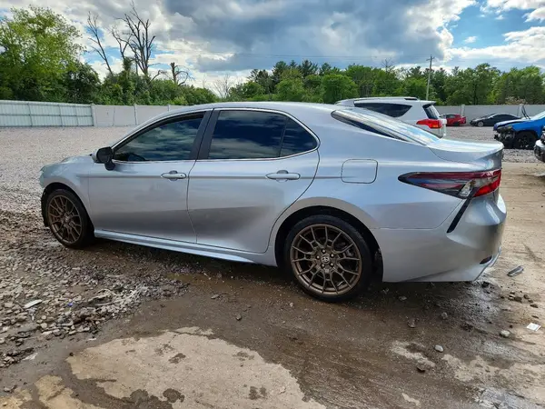 4T1T11AK7PU753300 2023 TOYOTA CAMRY - Image 2