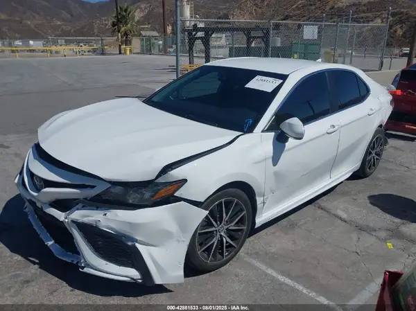4T1T11AK7PU805539 2023 TOYOTA CAMRY - Image 2