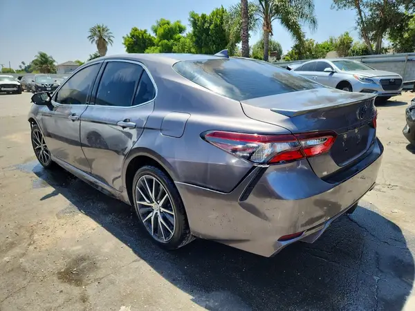 4T1T11AK7PU832367 2023 TOYOTA CAMRY - Image 2