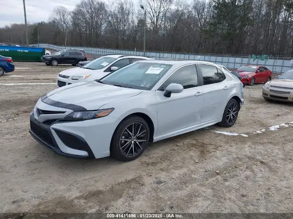 4T1T11AK7RU238946 2024 TOYOTA CAMRY - Image 2