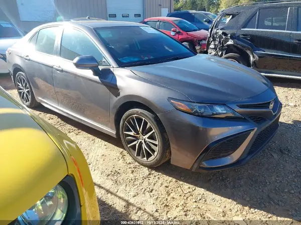 4T1T11AK7RU841489 2024 TOYOTA CAMRY - Image 1