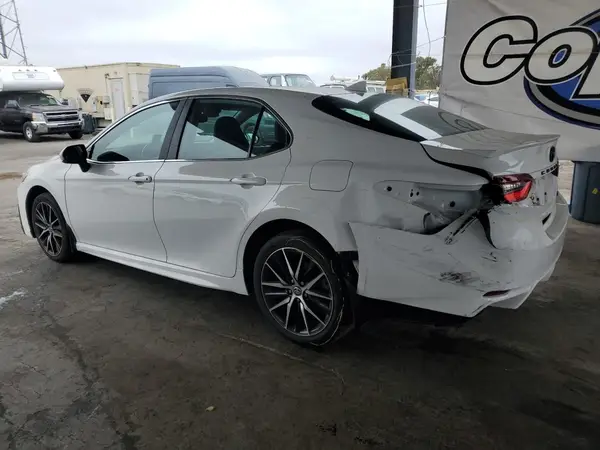 4T1T11AK7RU859359 2024 TOYOTA CAMRY - Image 2