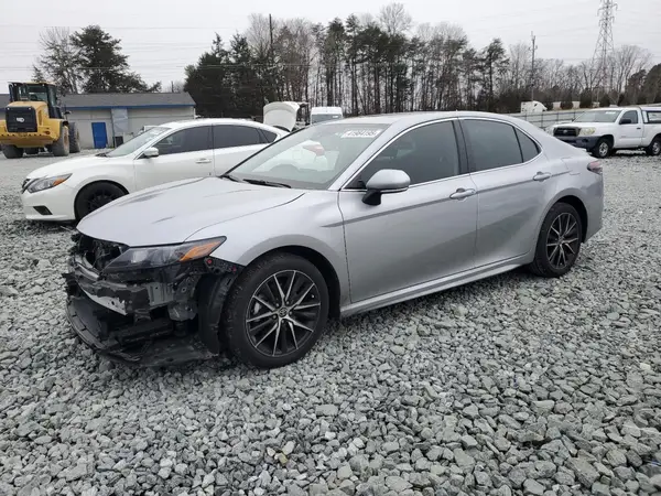 4T1T11AK7RU892216 2024 TOYOTA CAMRY - Image 1