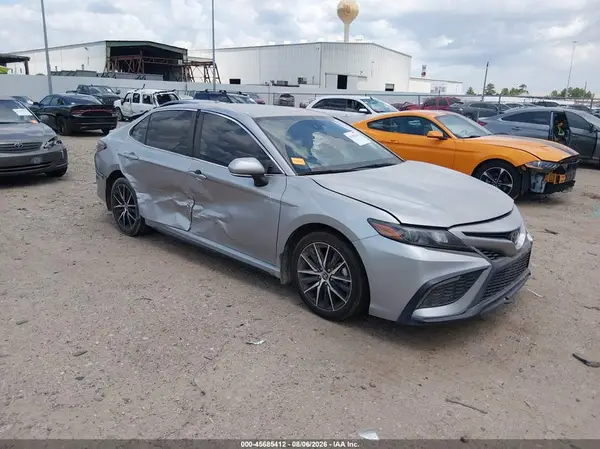 4T1T11AK7RU896184 2024 TOYOTA CAMRY - Image 1