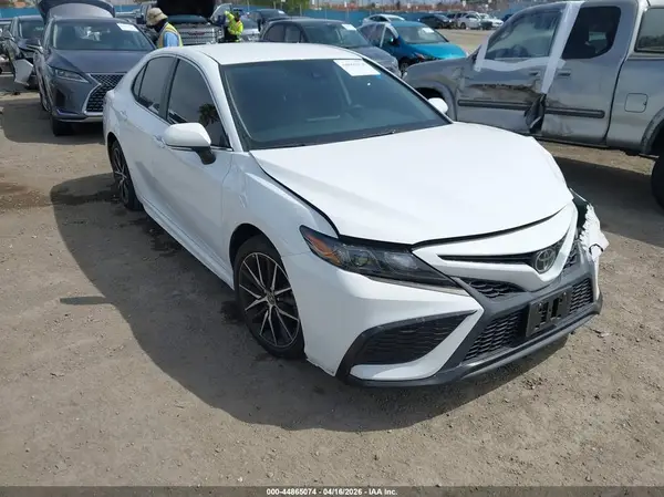 4T1T11AK7RU913470 2024 TOYOTA CAMRY - Image 1