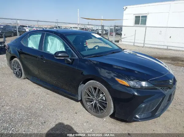 4T1T11AK7RU919642 2024 TOYOTA CAMRY - Image 1
