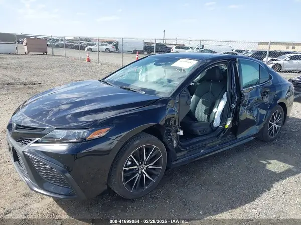 4T1T11AK7RU919642 2024 TOYOTA CAMRY - Image 2