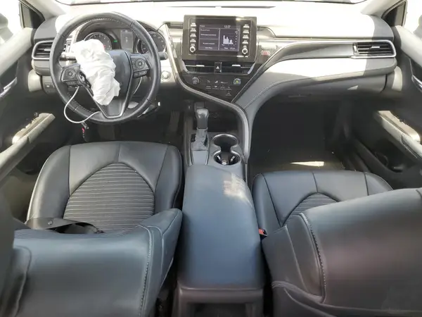 4T1T11AK8MU426660 2021 TOYOTA CAMRY - Image 8