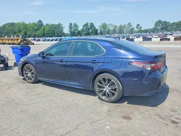 4T1T11AK8MU468536 2021 TOYOTA CAMRY - Image 2