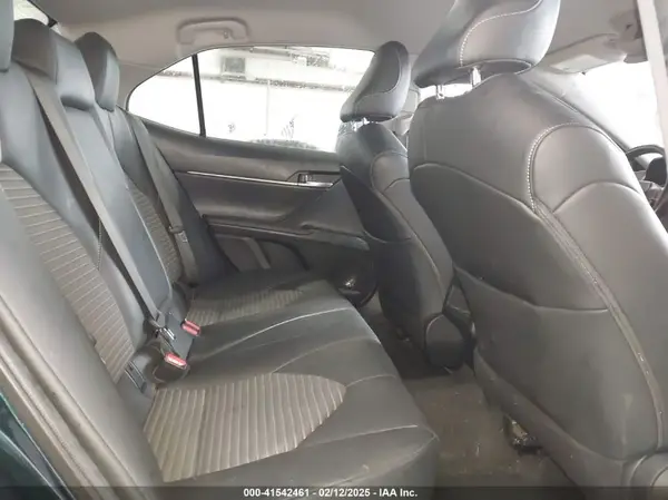 4T1T11AK8MU480461 2021 TOYOTA CAMRY - Image 8