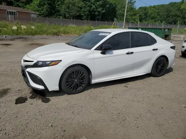 4T1T11AK8MU484784 2021 TOYOTA CAMRY - Image 1
