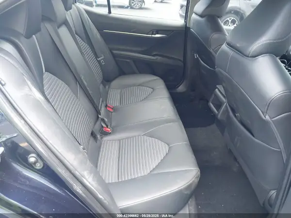 4T1T11AK8MU493095 2021 TOYOTA CAMRY - Image 8