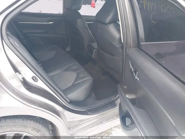 4T1T11AK8MU493680 2021 TOYOTA CAMRY - Image 8
