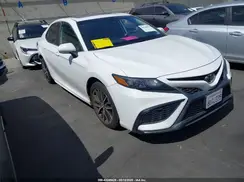 4T1T11AK8MU525883 2021 TOYOTA CAMRY