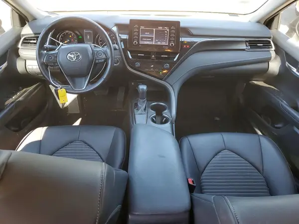 4T1T11AK8MU545776 2021 TOYOTA CAMRY - Image 8