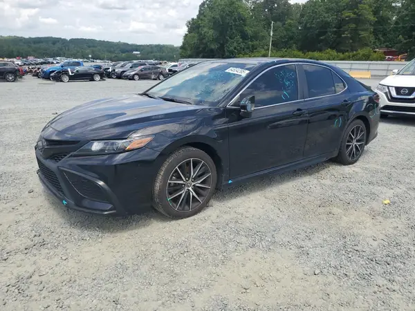 4T1T11AK8MU588658 2021 TOYOTA CAMRY - Image 1
