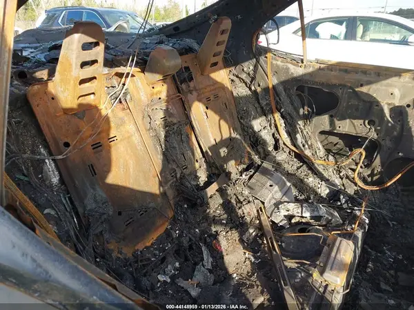 4T1T11AK8MU593732 2021 TOYOTA CAMRY - Image 8