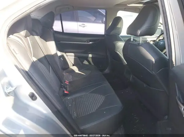 4T1T11AK8NU002011 2022 TOYOTA CAMRY - Image 8
