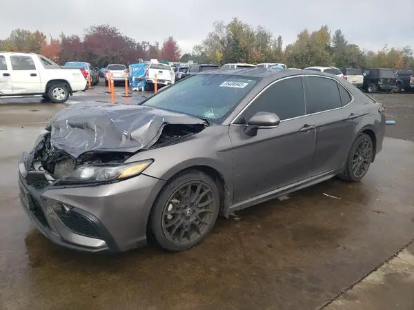 4T1T11AK8NU066064 2022 TOYOTA CAMRY - Image 1