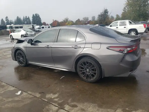 4T1T11AK8NU066064 2022 TOYOTA CAMRY - Image 2
