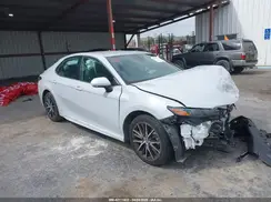 4T1T11AK8NU066162 2022 TOYOTA CAMRY