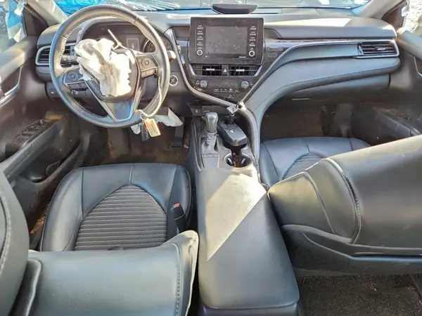 4T1T11AK8NU620042 2022 TOYOTA CAMRY - Image 8