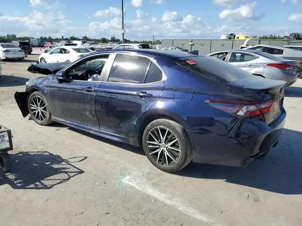 4T1T11AK8NU638086 2022 TOYOTA CAMRY - Image 2