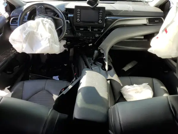 4T1T11AK8NU638086 2022 TOYOTA CAMRY - Image 8