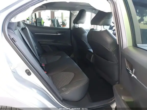 4T1T11AK8NU659228 2022 TOYOTA CAMRY - Image 8