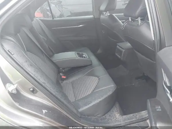 4T1T11AK8NU661920 2022 TOYOTA CAMRY - Image 8