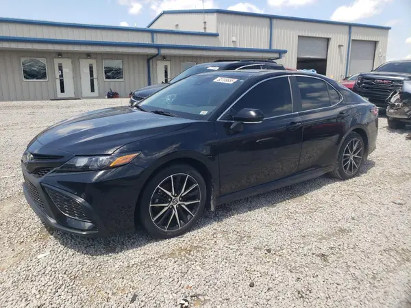 4T1T11AK8NU685652 2022 TOYOTA CAMRY - Image 1