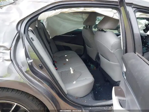 4T1T11AK8NU687448 2022 TOYOTA CAMRY - Image 8