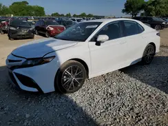 4T1T11AK8NU707147 2022 TOYOTA CAMRY