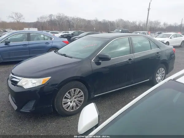 4T1T11AK8PU170427 2023 TOYOTA CAMRY - Image 2