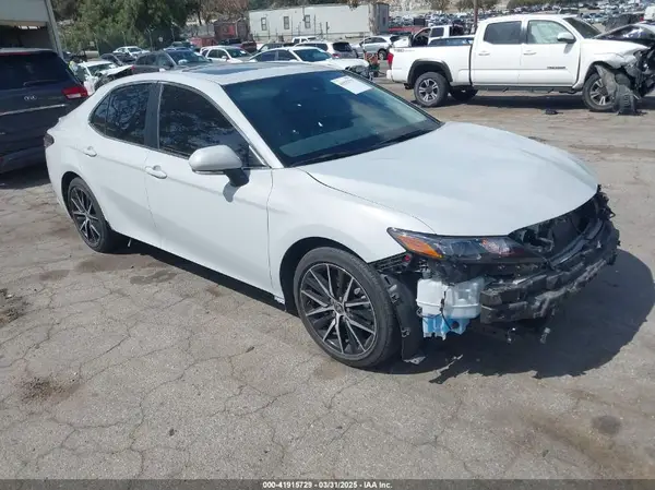 4T1T11AK8PU178317 2023 TOYOTA CAMRY - Image 1