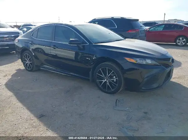 4T1T11AK8PU801399 2023 TOYOTA CAMRY - Image 1