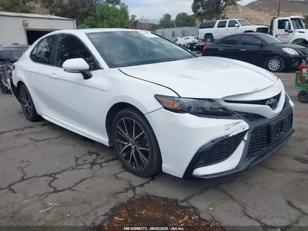 4T1T11AK8PU808207 2023 TOYOTA CAMRY - Image 1
