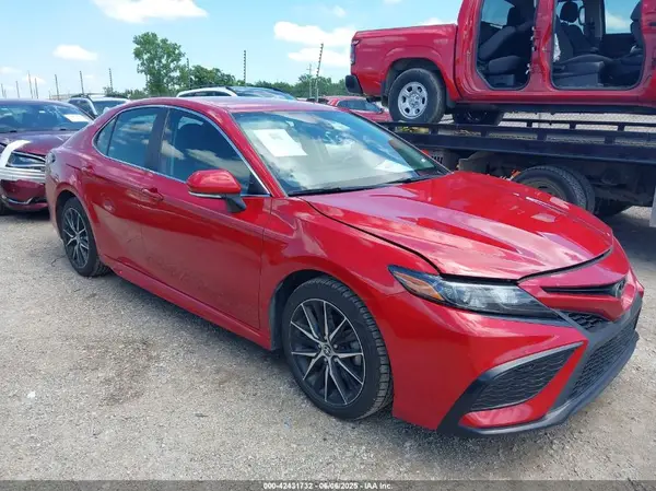 4T1T11AK8RU210220 2024 TOYOTA CAMRY - Image 1