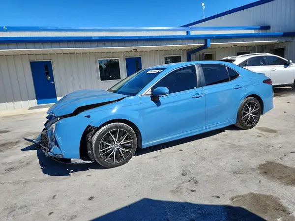 4T1T11AK8RU219189 2024 TOYOTA CAMRY - Image 1