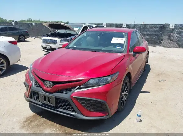 4T1T11AK8RU219693 2024 TOYOTA CAMRY - Image 2