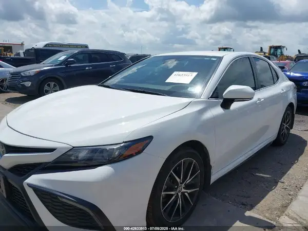 4T1T11AK8RU907919 2024 TOYOTA CAMRY - Image 2