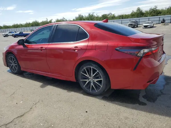 4T1T11AK9MU417417 2021 TOYOTA CAMRY - Image 2