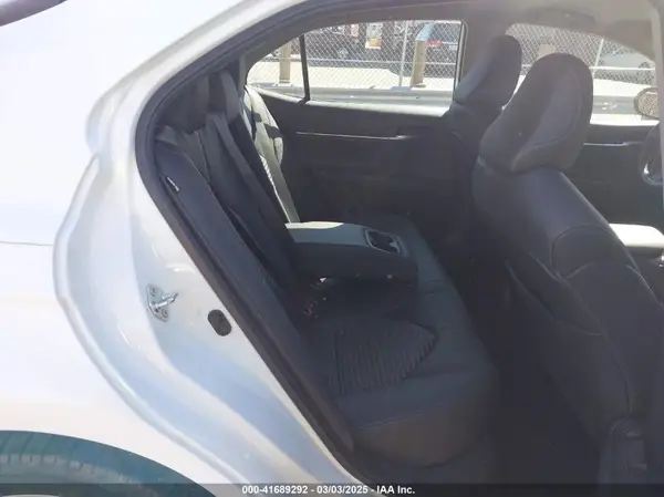 4T1T11AK9MU482543 2021 TOYOTA CAMRY - Image 8