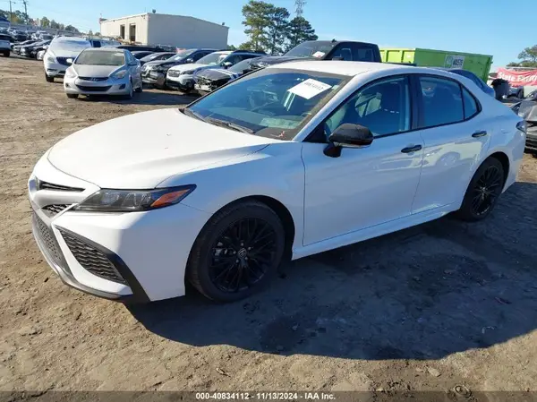 4T1T11AK9MU486673 2021 TOYOTA CAMRY - Image 2