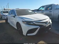 4T1T11AK9MU521938 2021 TOYOTA CAMRY