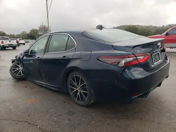 4T1T11AK9MU532986 2021 TOYOTA CAMRY - Image 2