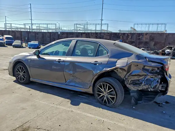 4T1T11AK9MU539260 2021 TOYOTA CAMRY - Image 2